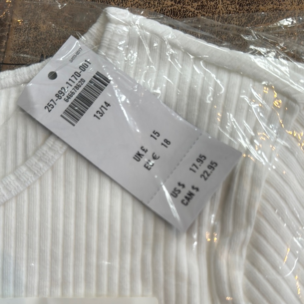 White Ribbed T-Shirt - Picture 3 of 4